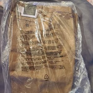 BANANA REPUBLIC Logan Size 4 brown NWT